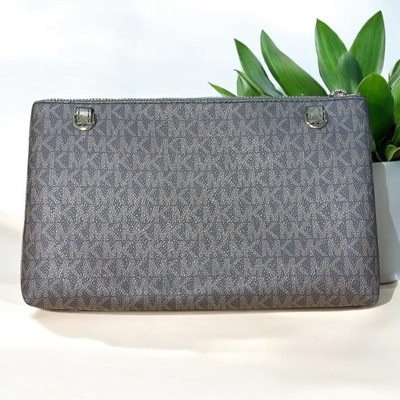 Michael Kors Clutch - Picture 2 of 9